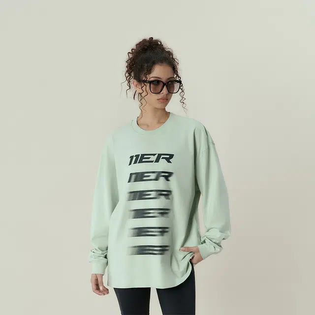 11ESTRANGER ASTRANGER T