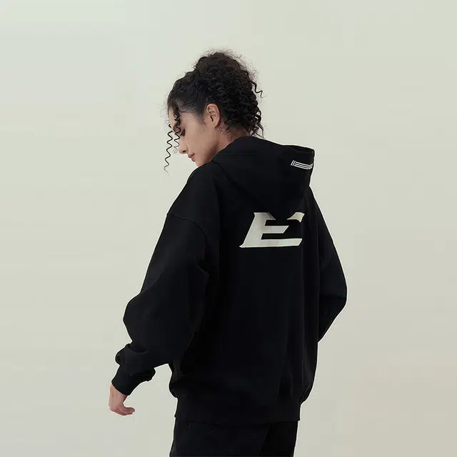 11ESTRANGER E