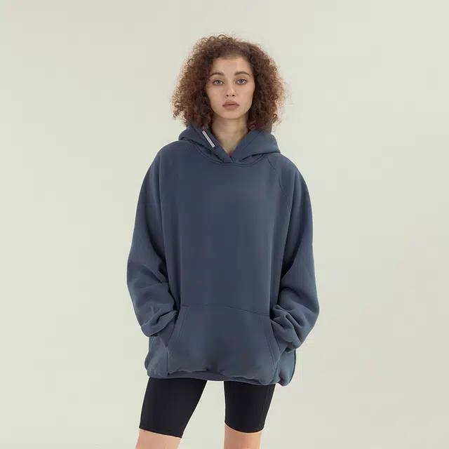 11ESTRANGER ASTRANGER