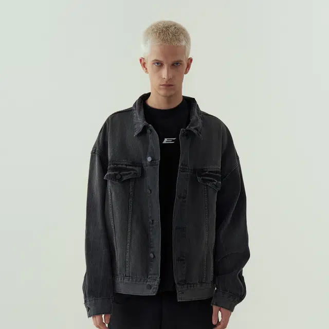 11ESTRANGER
