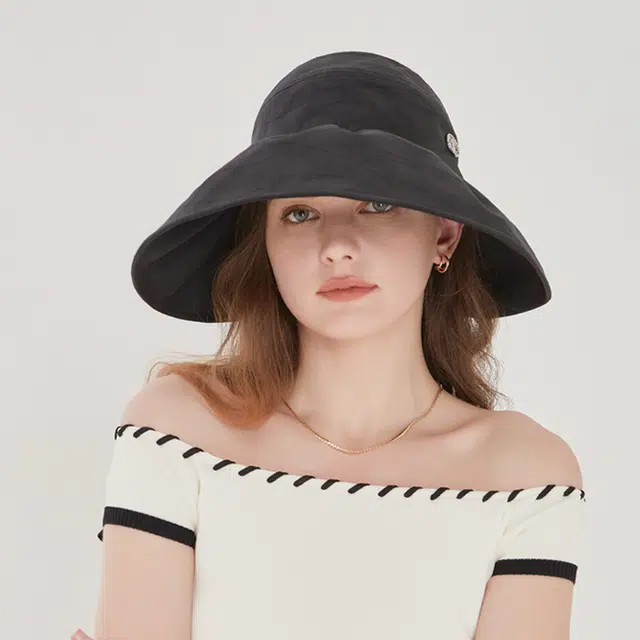 ELLE