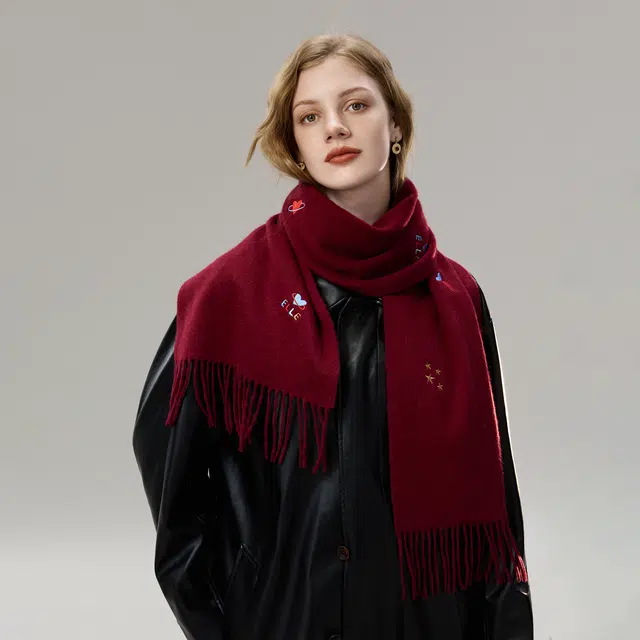 ELLE 100