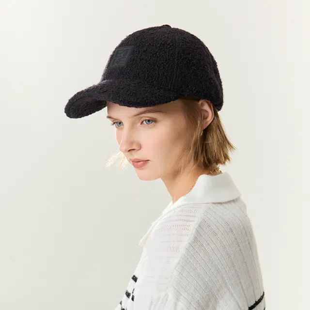 ELLE