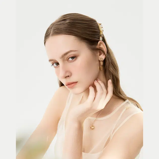 ELLE