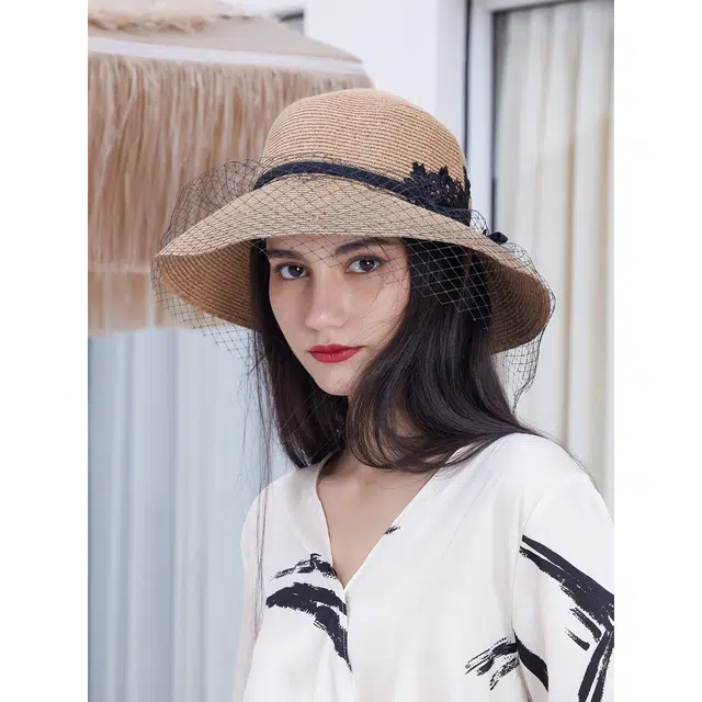 ELLE