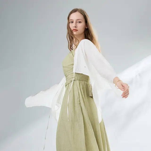 ELLE