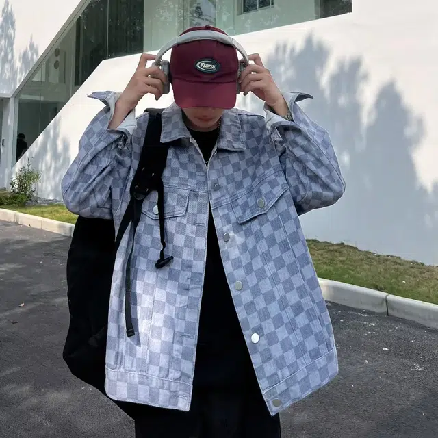 27 ins