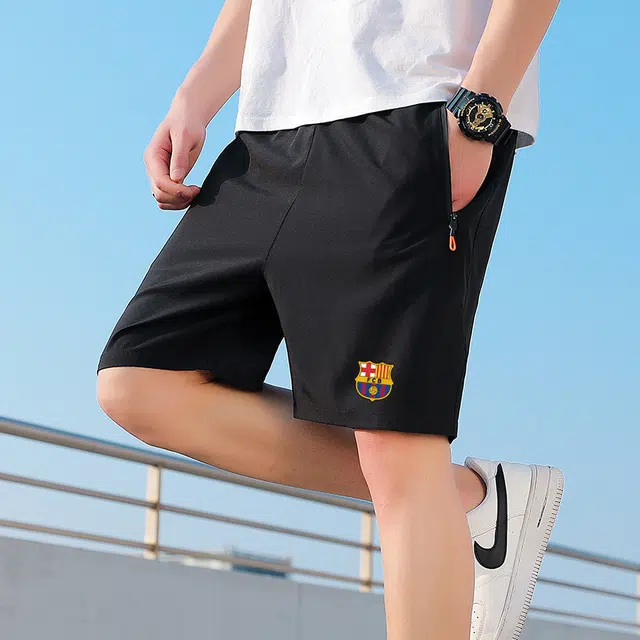 巴塞罗那足球俱乐部 薄款速干透气五分宽松百搭运动健身跑步沙滩休闲短裤 男女同款