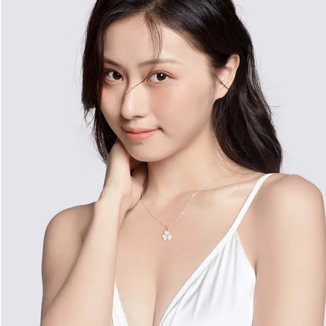 S925