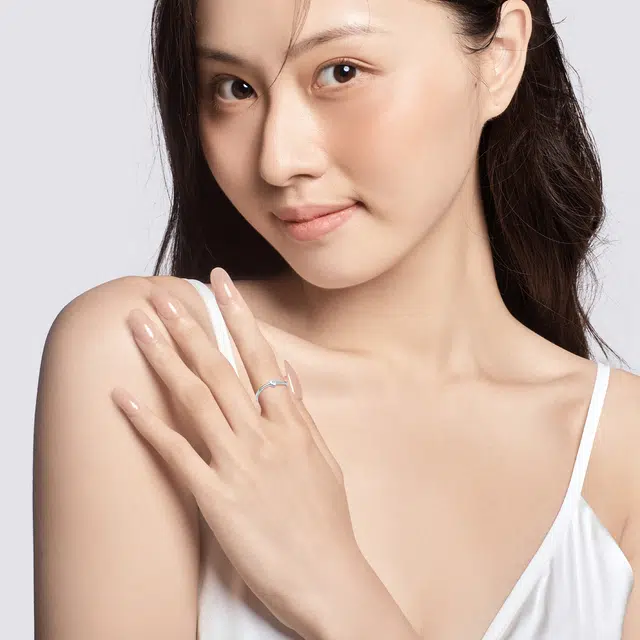 S925