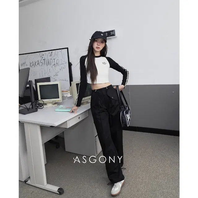 LOVE ASGONY