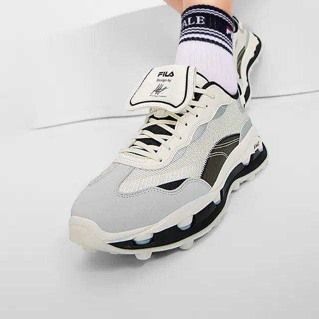 FILA KM2