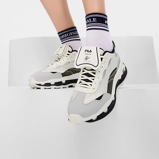 FILA KM2