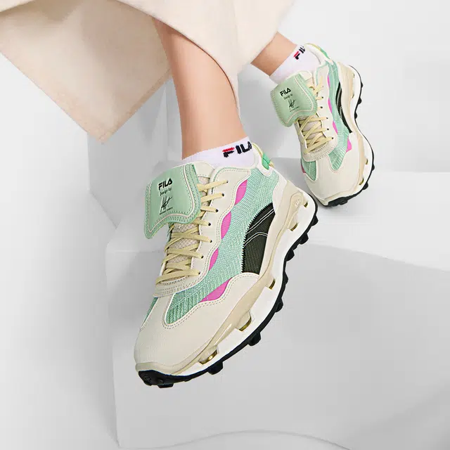 FILA KM2