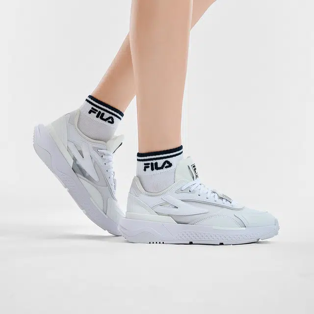 FILA PIONIERE