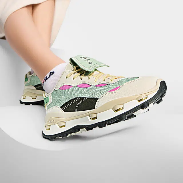 FILA KM2