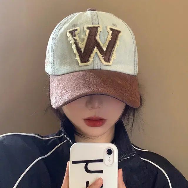 CMFY W