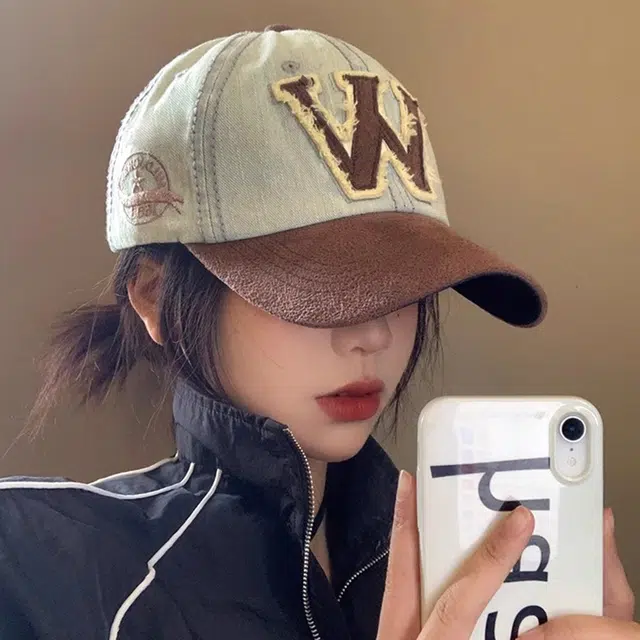 CMFY W