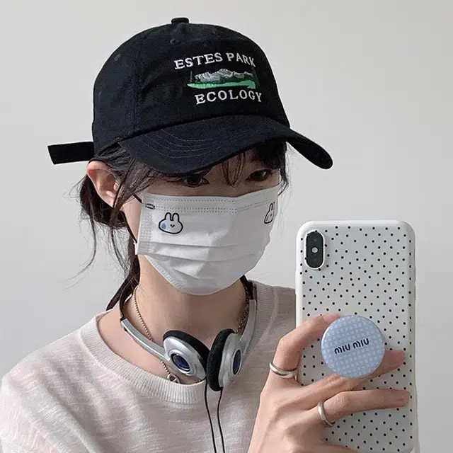 CMFY ins