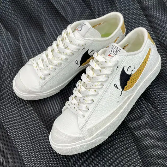 CMFY AF1AJ1