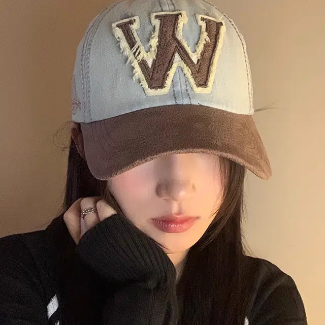 CMFY W