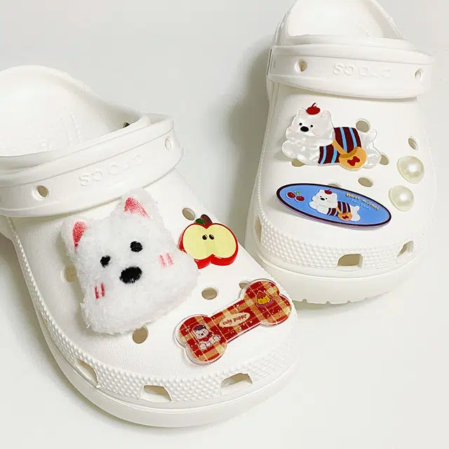 US8ACC CrocsDIY