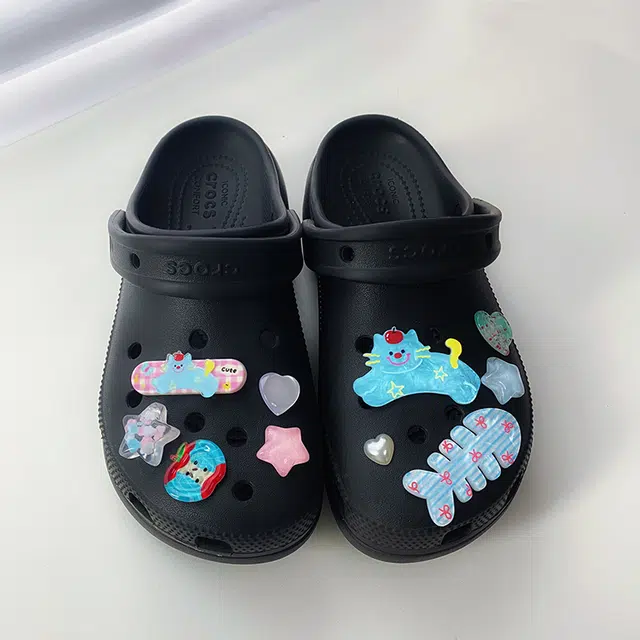 US8ACC CrocsDIY
