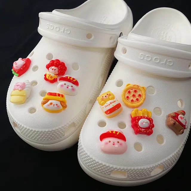 US8ACC CrocsDIY
