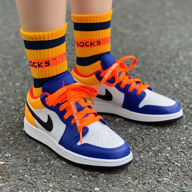 US8ACC SHOELACESOW