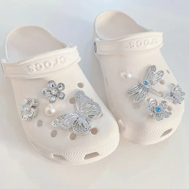 US8ACC crocs