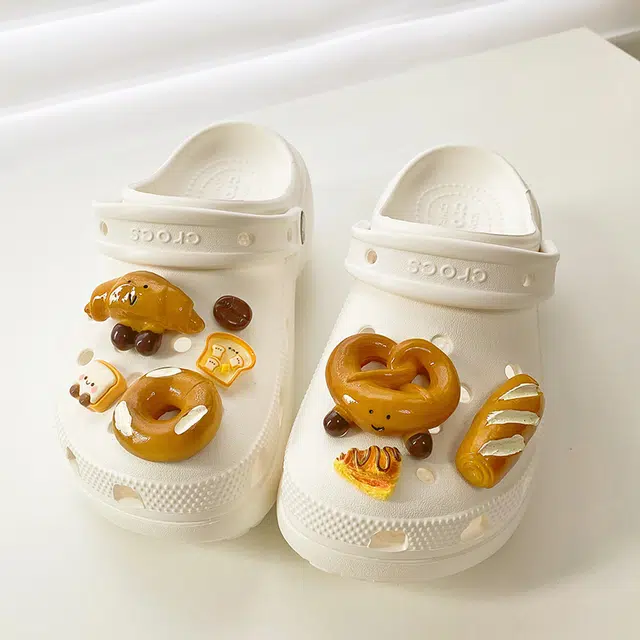 US8ACC JC CrocsDIY