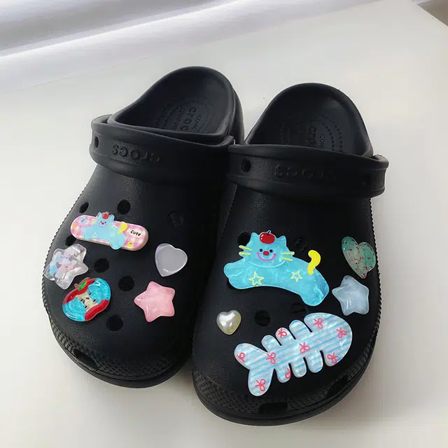 US8ACC CrocsDIY