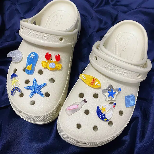 US8ACC CrocsDIY