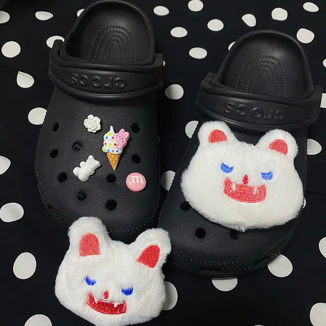 US8ACC CrocsDIY
