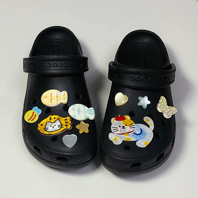 US8ACC CrocsDIY