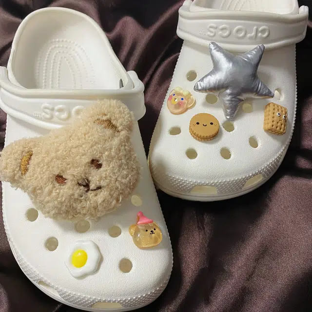 US8ACC Crocs DIY