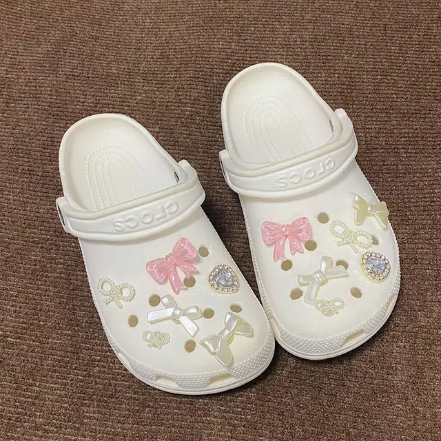 US8ACC insmiu CrocsDIY
