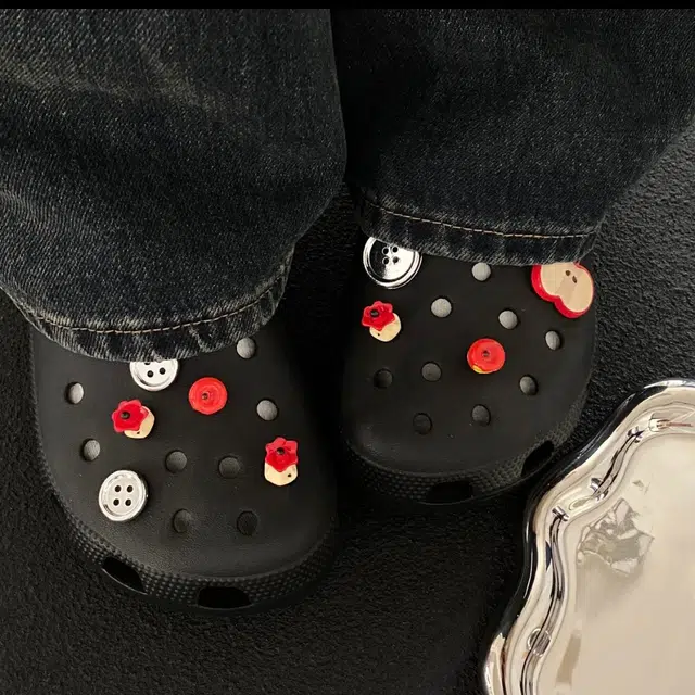 US8ACC CrocsDIY