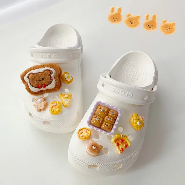US8ACC CrocsDIY