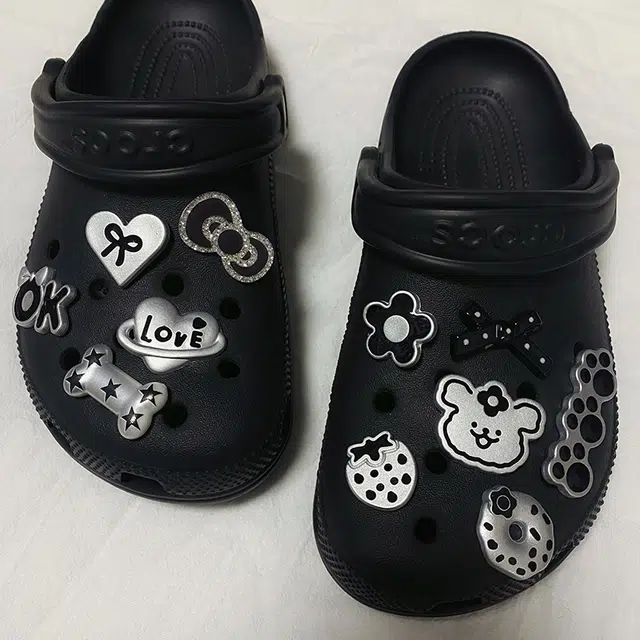 US8ACC CrocsDIY