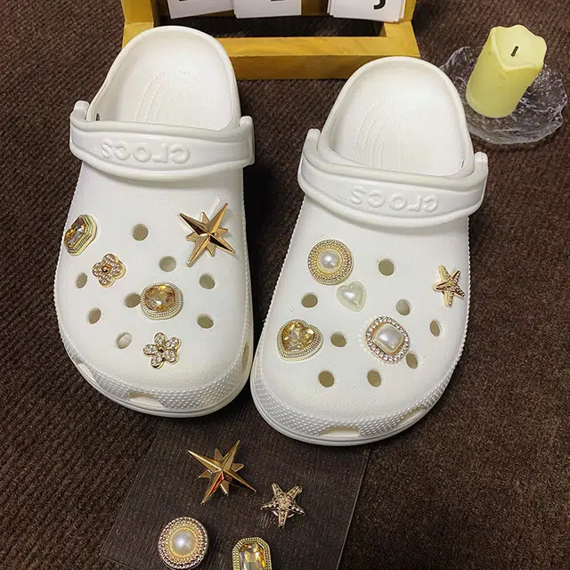 US8ACC CrocsDIY