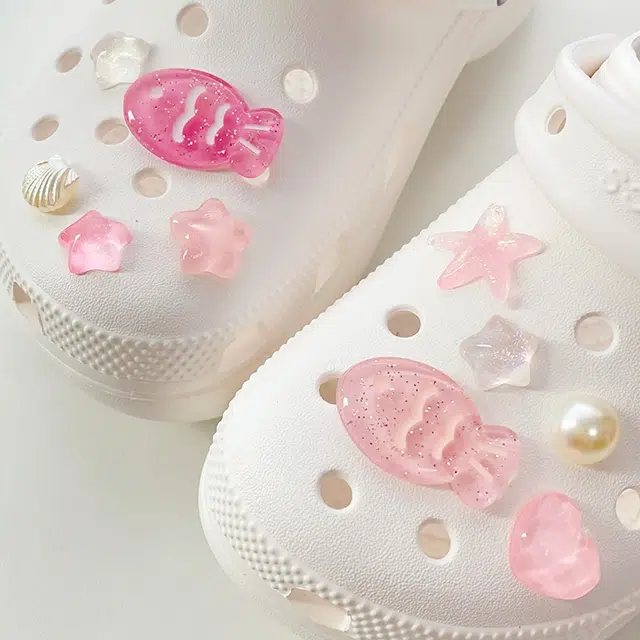 US8ACC crocs
