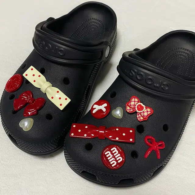 US8ACC miu CrocsDIY