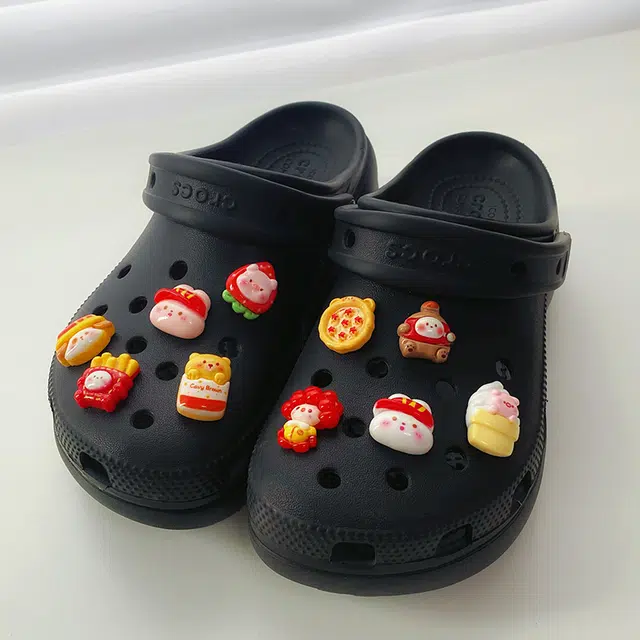 US8ACC CrocsDIY