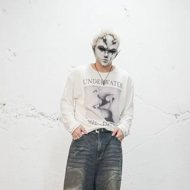 UNDERWATER S1 Devil's KissVintageT