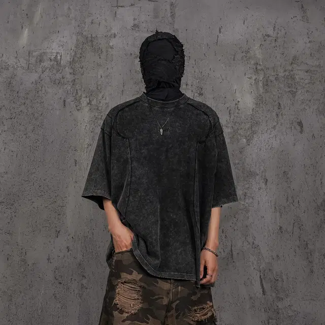 UNDERWATER T