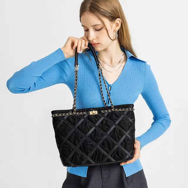 VANESSA HOGAN VH Tote
