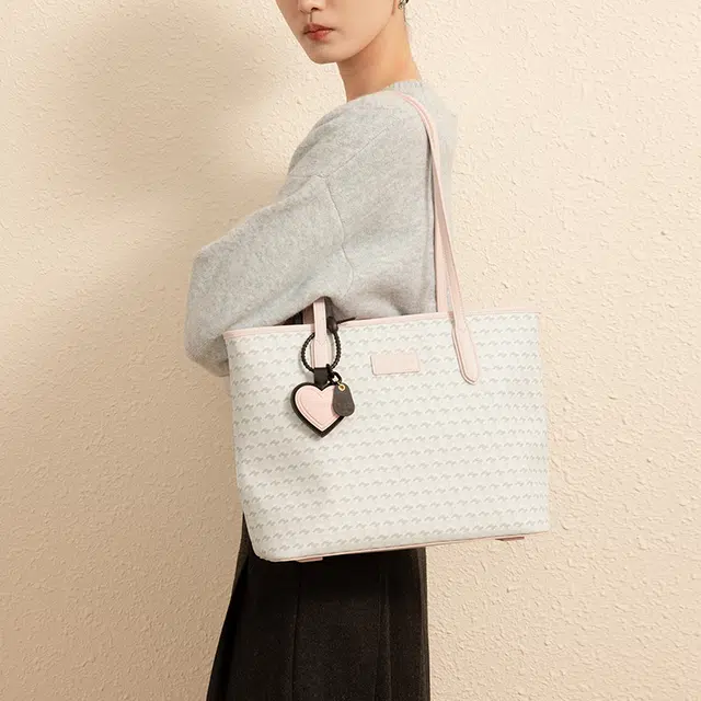 VANESSA HOGAN VH Tote