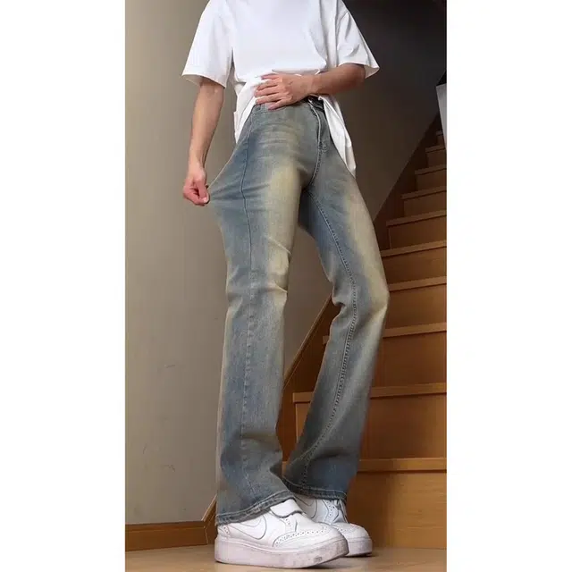 巴塞罗那足球俱乐部 美式复古水洗做旧多风格百搭休闲垂感牛仔裤 男女同款