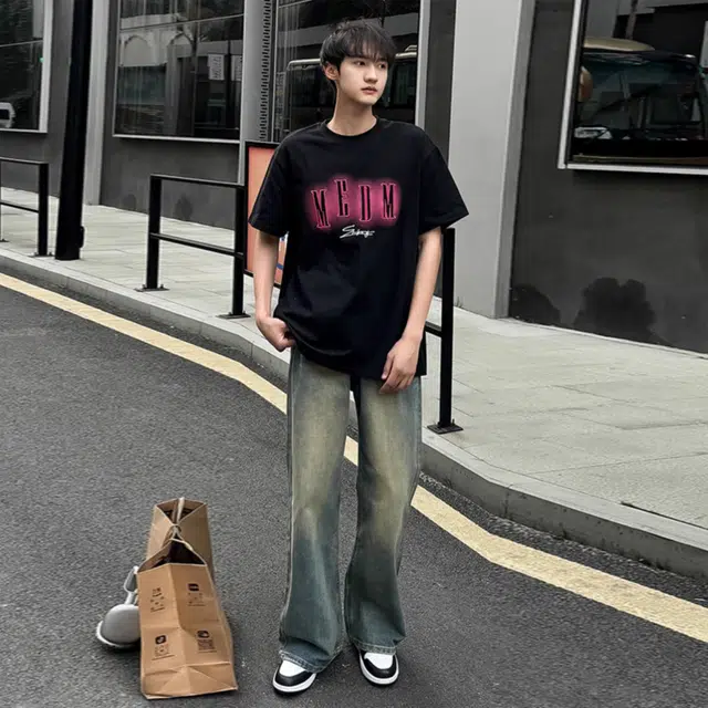 COMOWA vibebootcut